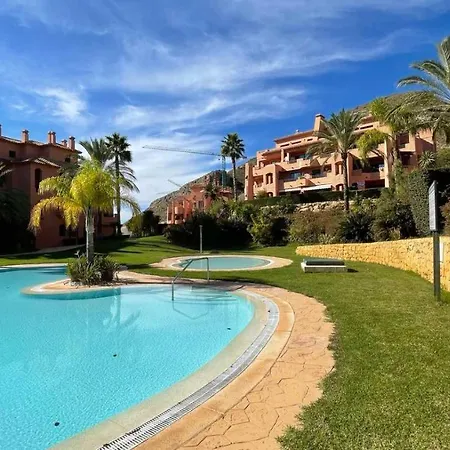 Luxyry Benidorm * フィネストラット